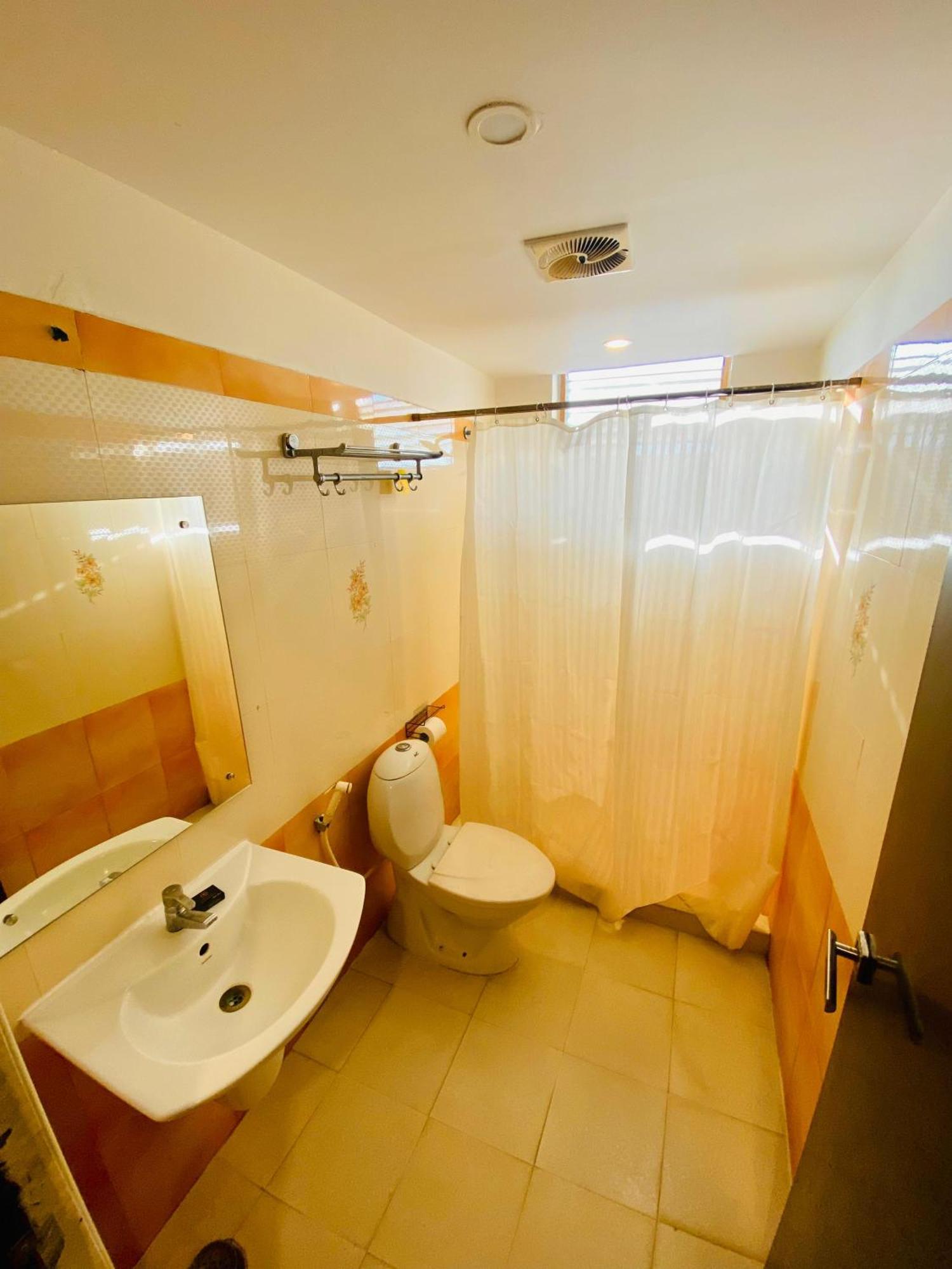 Shloka Residency Hotel Shamshabad Buitenkant foto