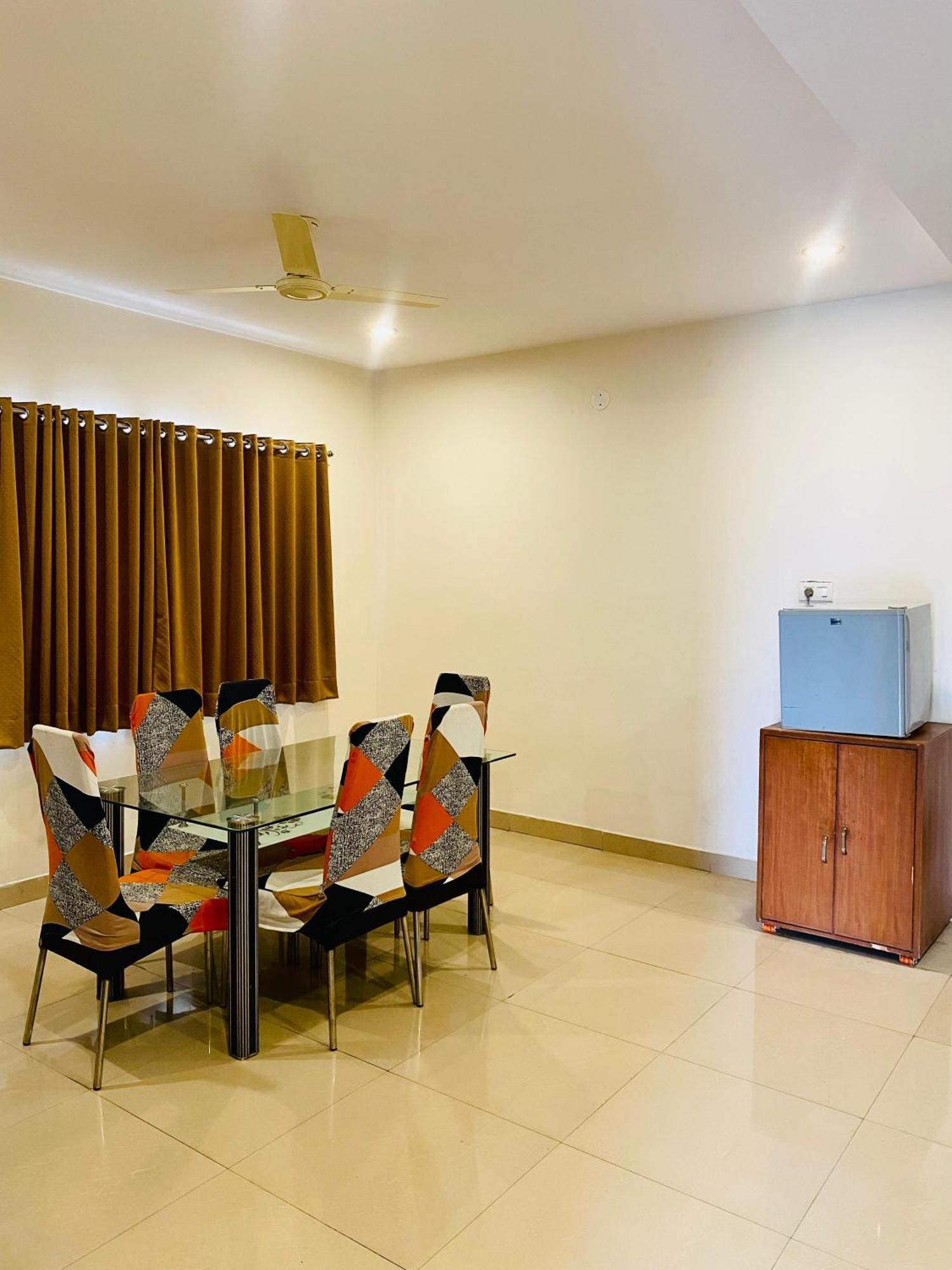 Shloka Residency Hotel Shamshabad Buitenkant foto